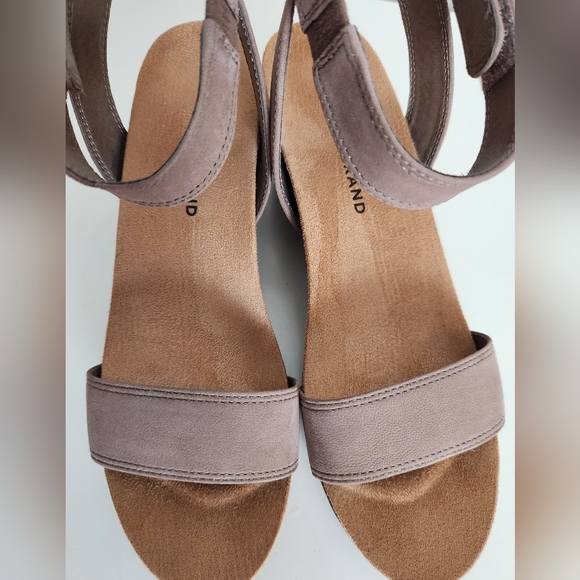 Lucky Brand LP-Kanoa Leather Wedge Sandals - Picture 9 of 10